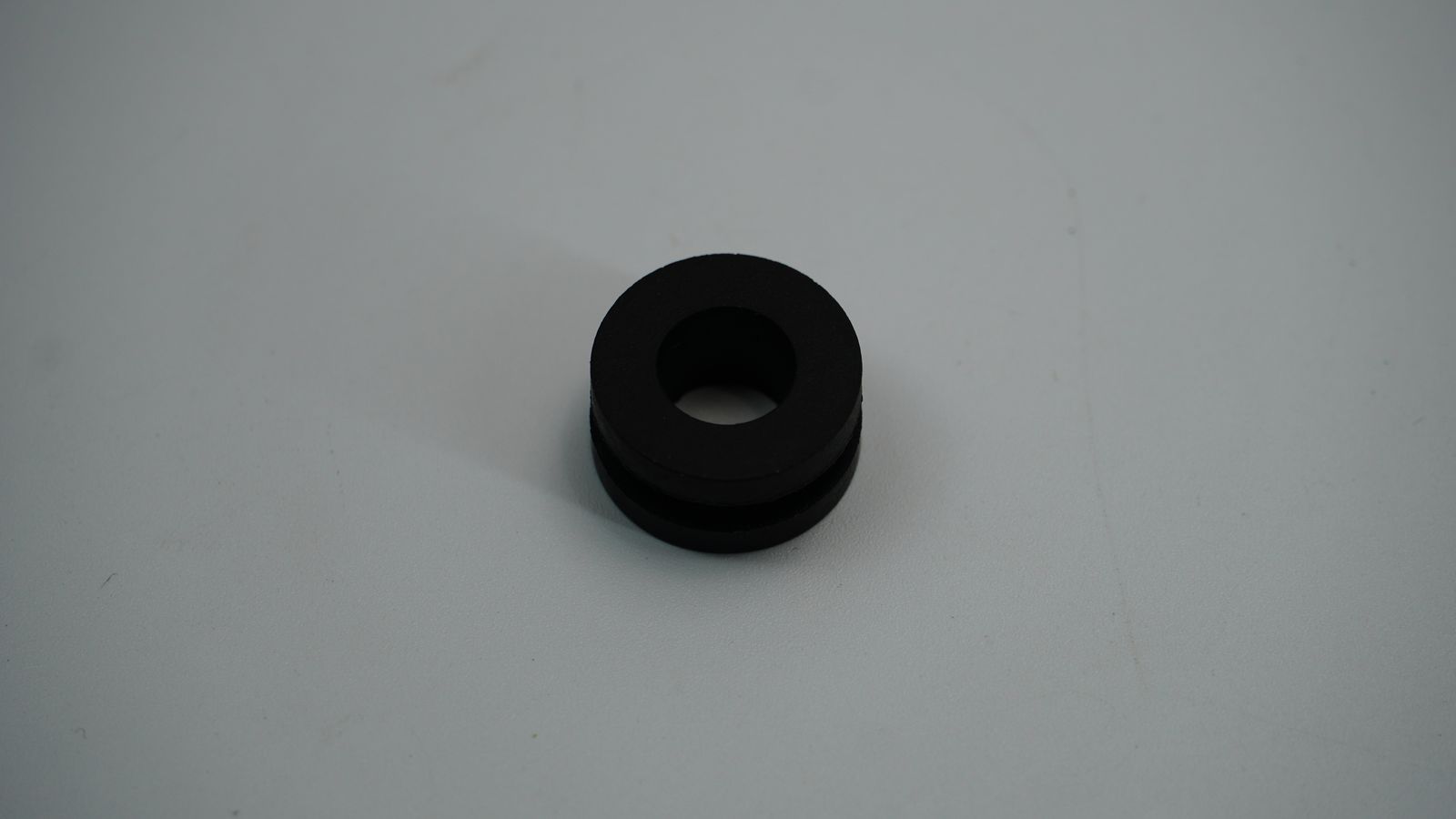 Втулка демпферная крепления панели приборов JP181279 BAJAJ