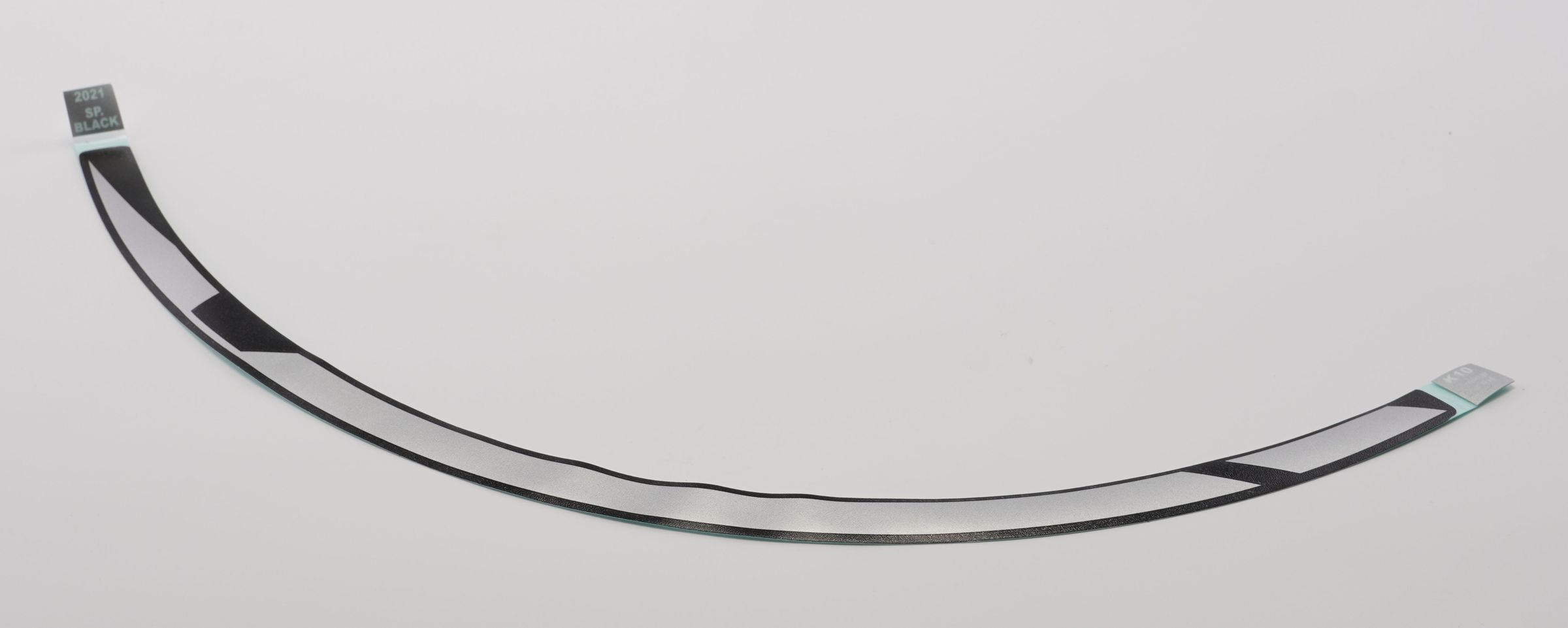 Наклейка на диск колёсный правая, Black M Black JF233499 BAJAJ