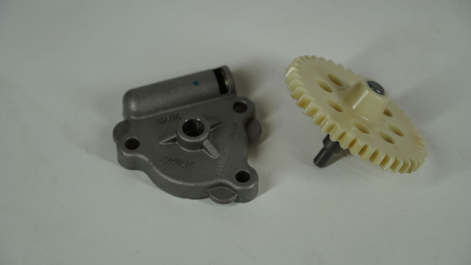 Насос масляный PD571016 BAJAJ