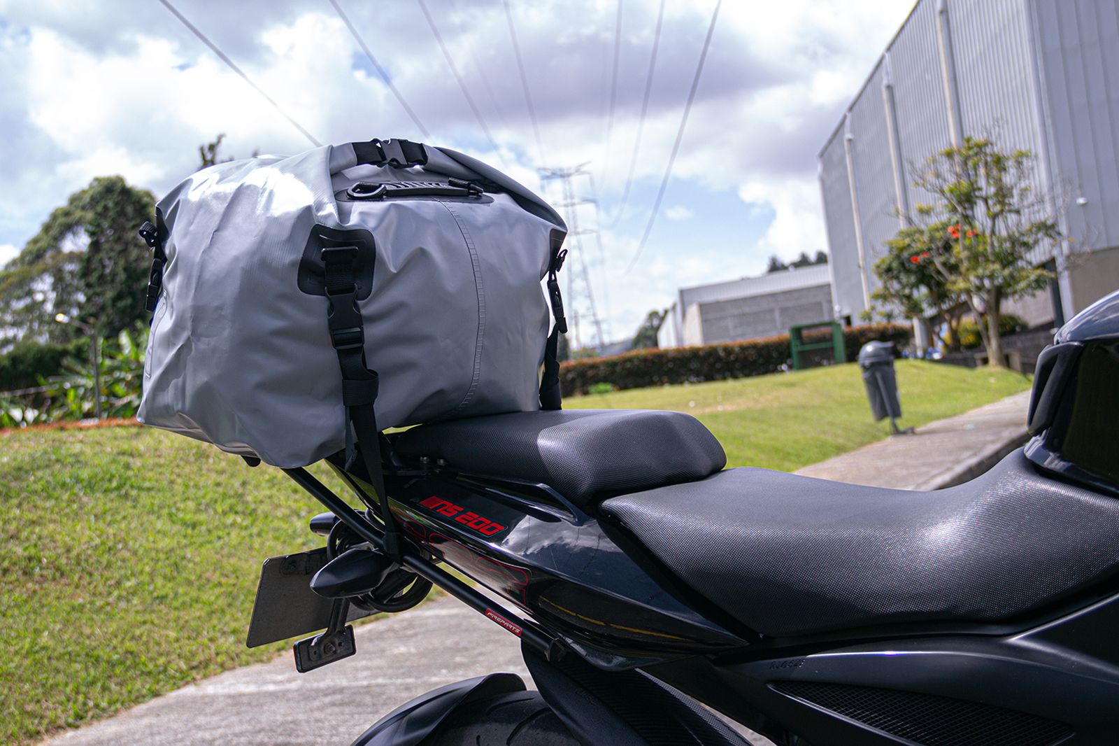 Сумка водонепроницаемая универсальная FIREPARTS, для мотоцикла, 40 л PN007013 FIREPARTS