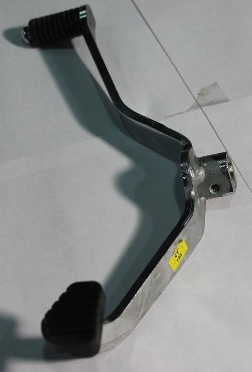 Педаль переключения передач DY561400 BAJAJ