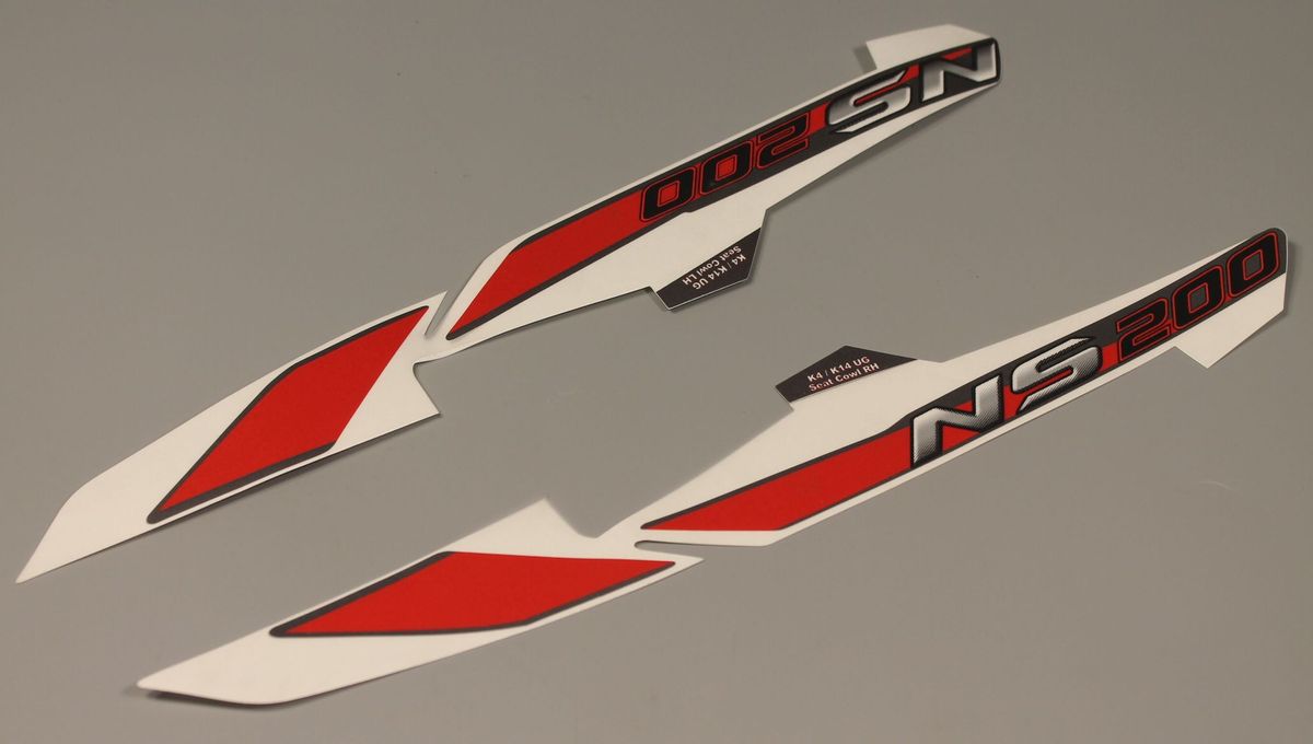 К-т наклеек заднего пластика, красно/черный 36JL0116 BAJAJ