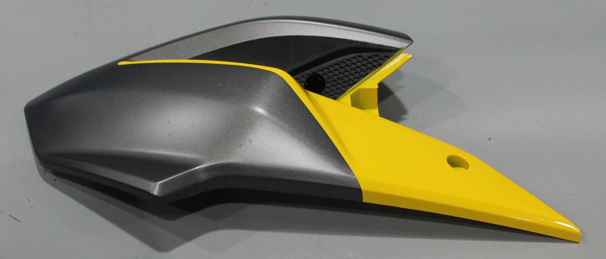 Пластик бака левый, желтый 56JL2047 BAJAJ