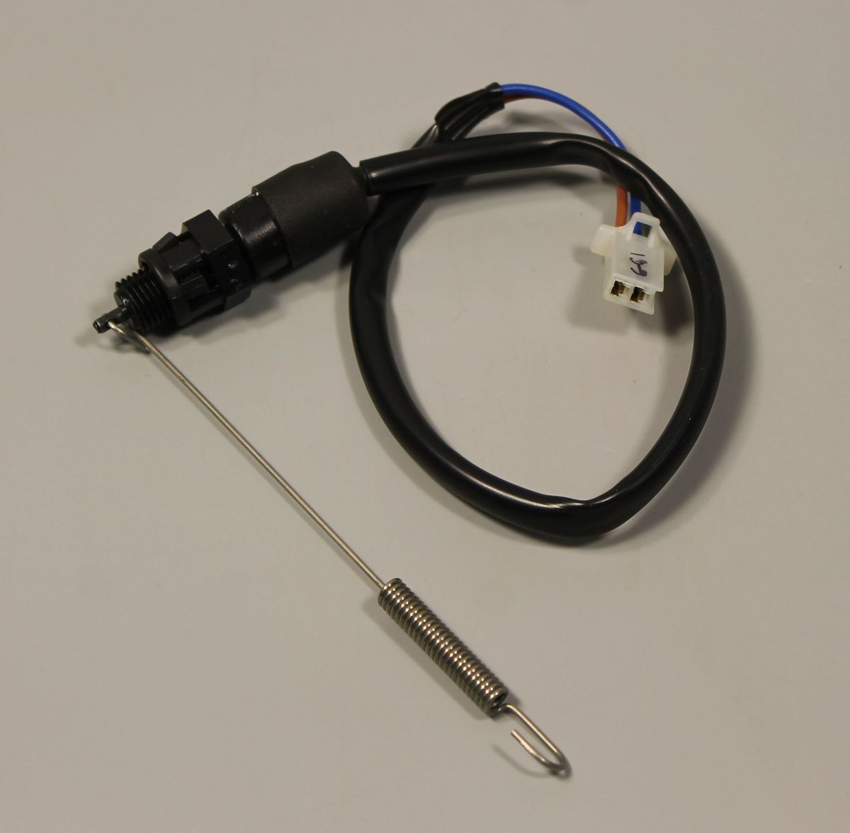 Выключатель концевой заднего тормоза PF401404 BAJAJ