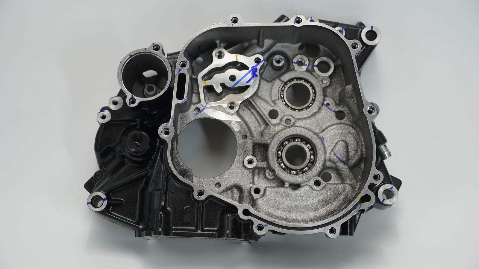 Картер двигателя правый 36JR0056 BAJAJ