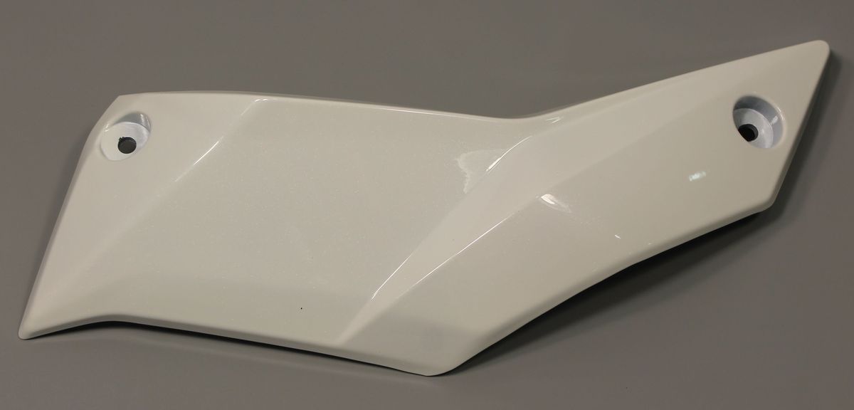 Пластик плуга левый, белый 56JL385Y BAJAJ