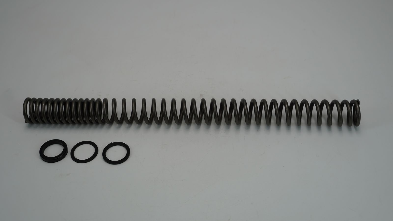 Комплект пружина со втулкой YJF26005 BAJAJ