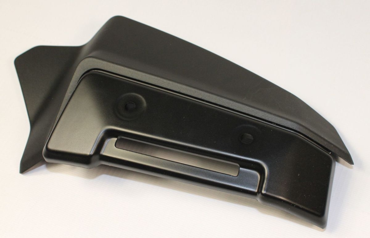 Пластик радиатора правый, черный 56JF254X BAJAJ