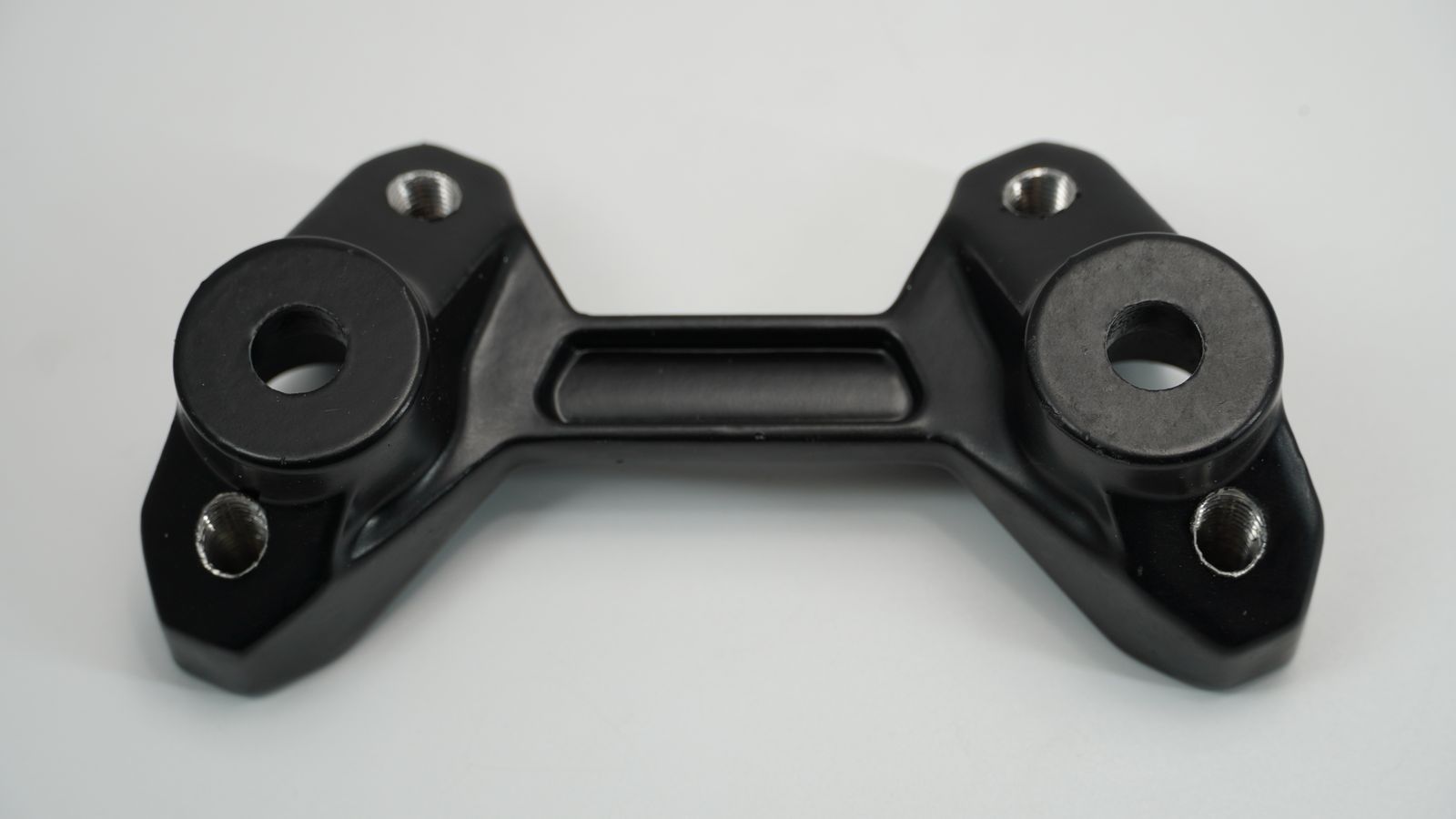 Кронштейн руля, нижний 56JR9UY9 BAJAJ