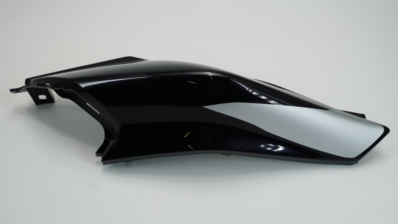 Обтекатель сиденья 52JF2310 BAJAJ