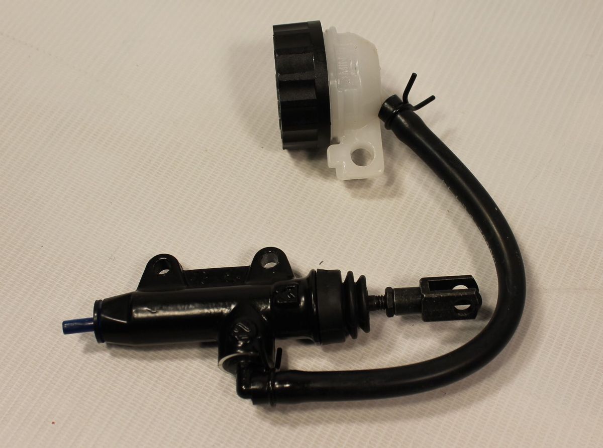 Цилиндр тормозной главный, задний JL131931 BAJAJ