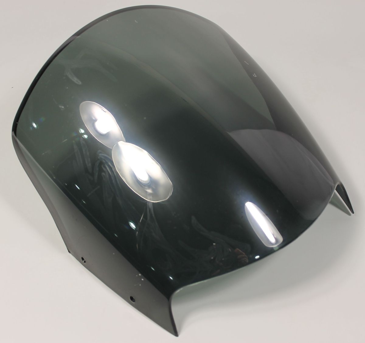 Стекло обтекателя пластиковое PF181209 BAJAJ