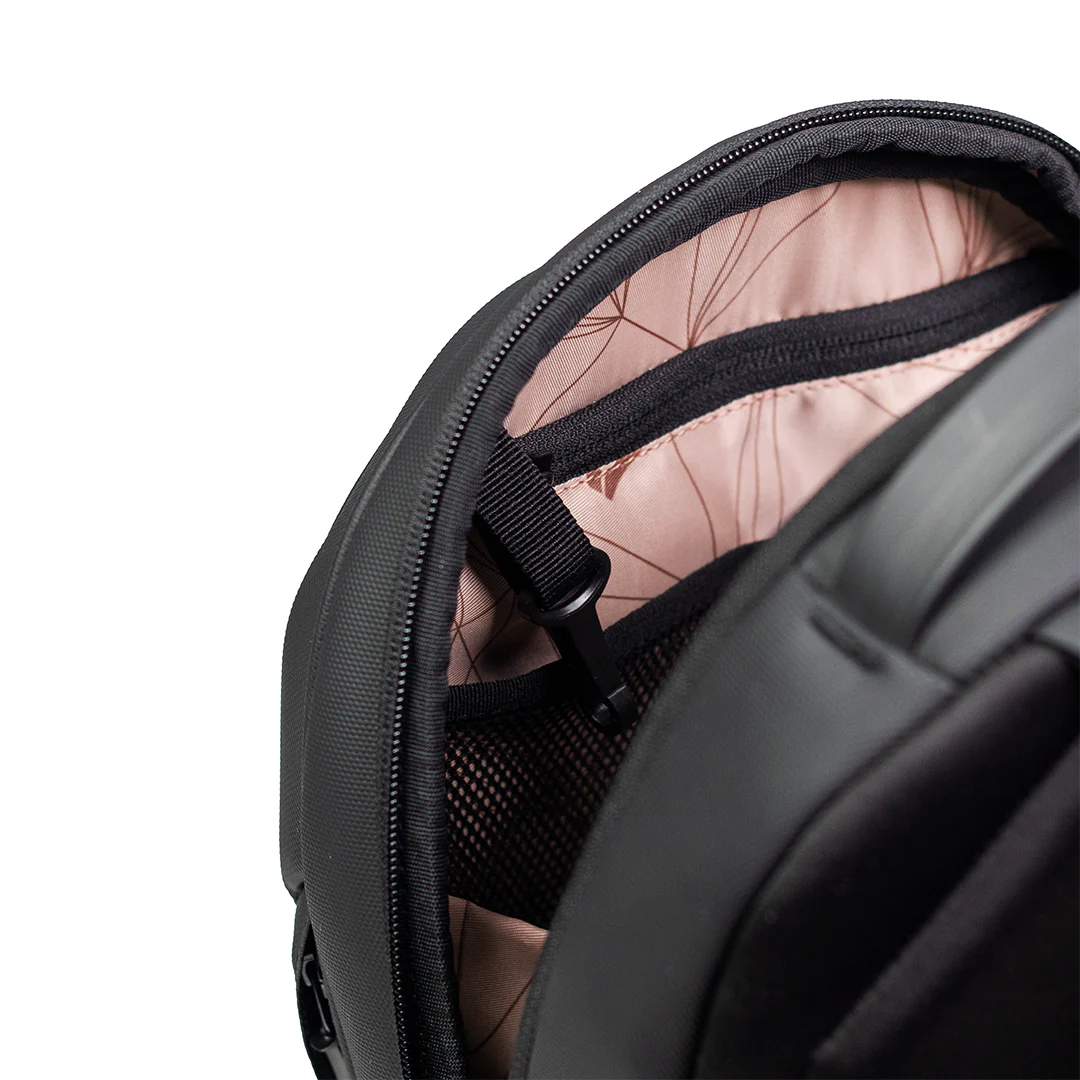 Рюкзак Carbonado Fender Sling, цвет чёрный CN05002501 CARBONADO