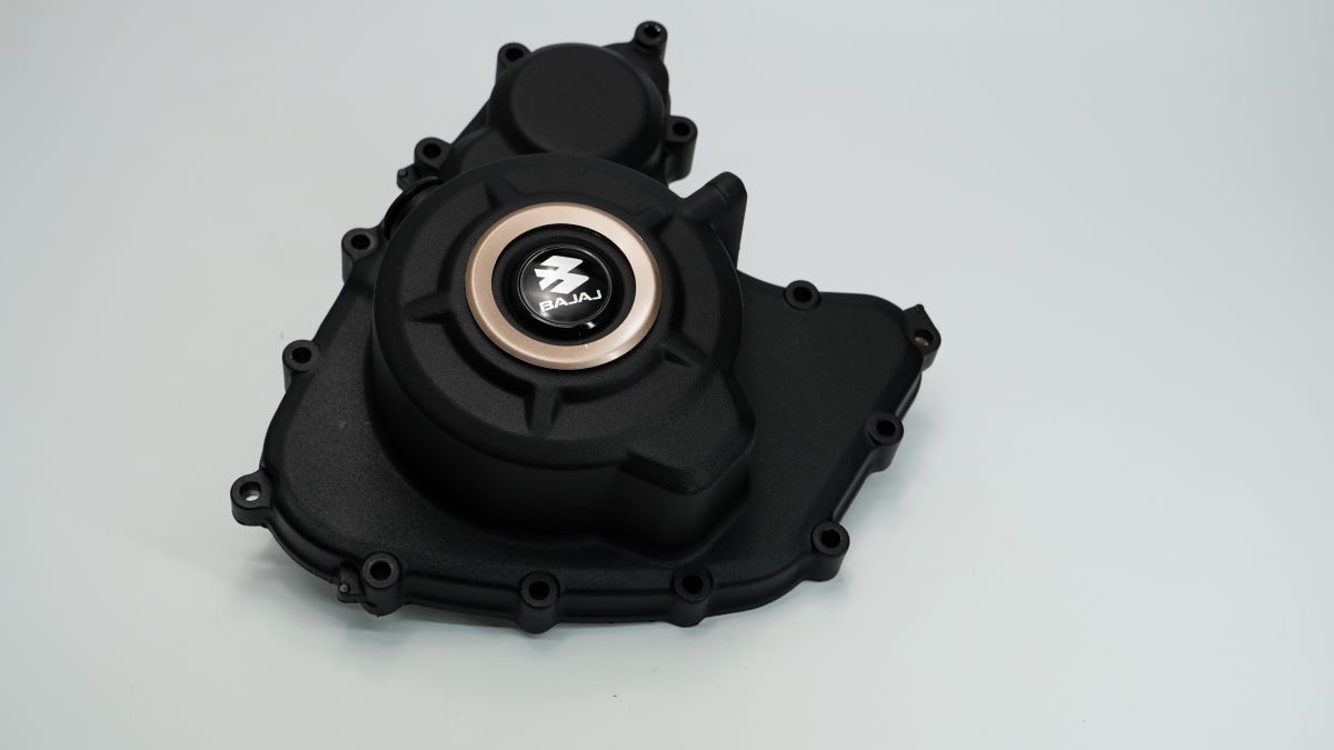 Крышка генератора 52JF1696 BAJAJ