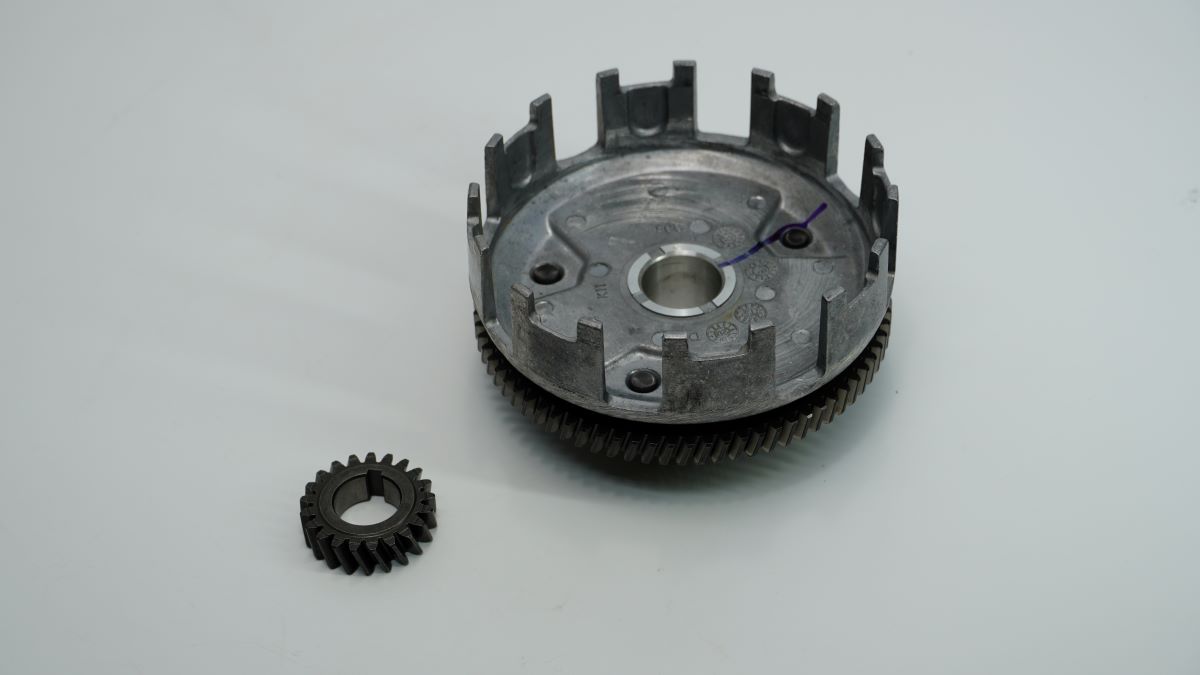 Корзина сцепления с приводной шестерней 36JZ0014 BAJAJ