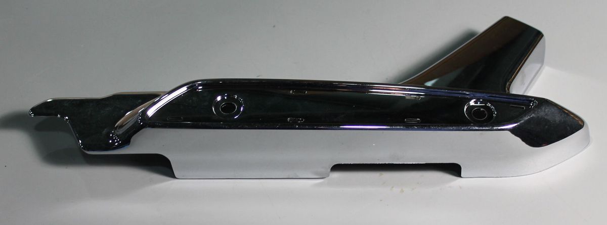Пластик задней ручки, левый PD181204 BAJAJ