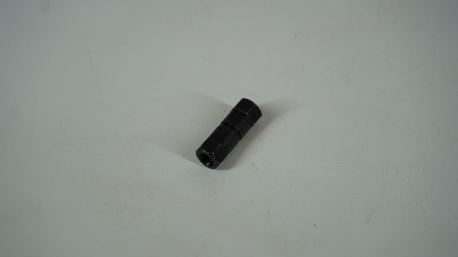 Гайка кронштейна защиты рук M5X0.8, левая сторона LCG00034 BAJAJ