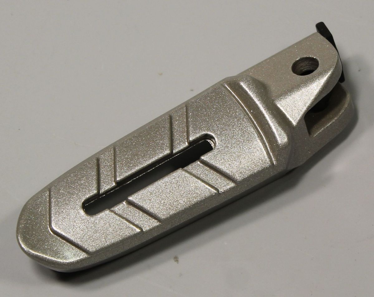 Подножка задняя левая 56JL0101 BAJAJ