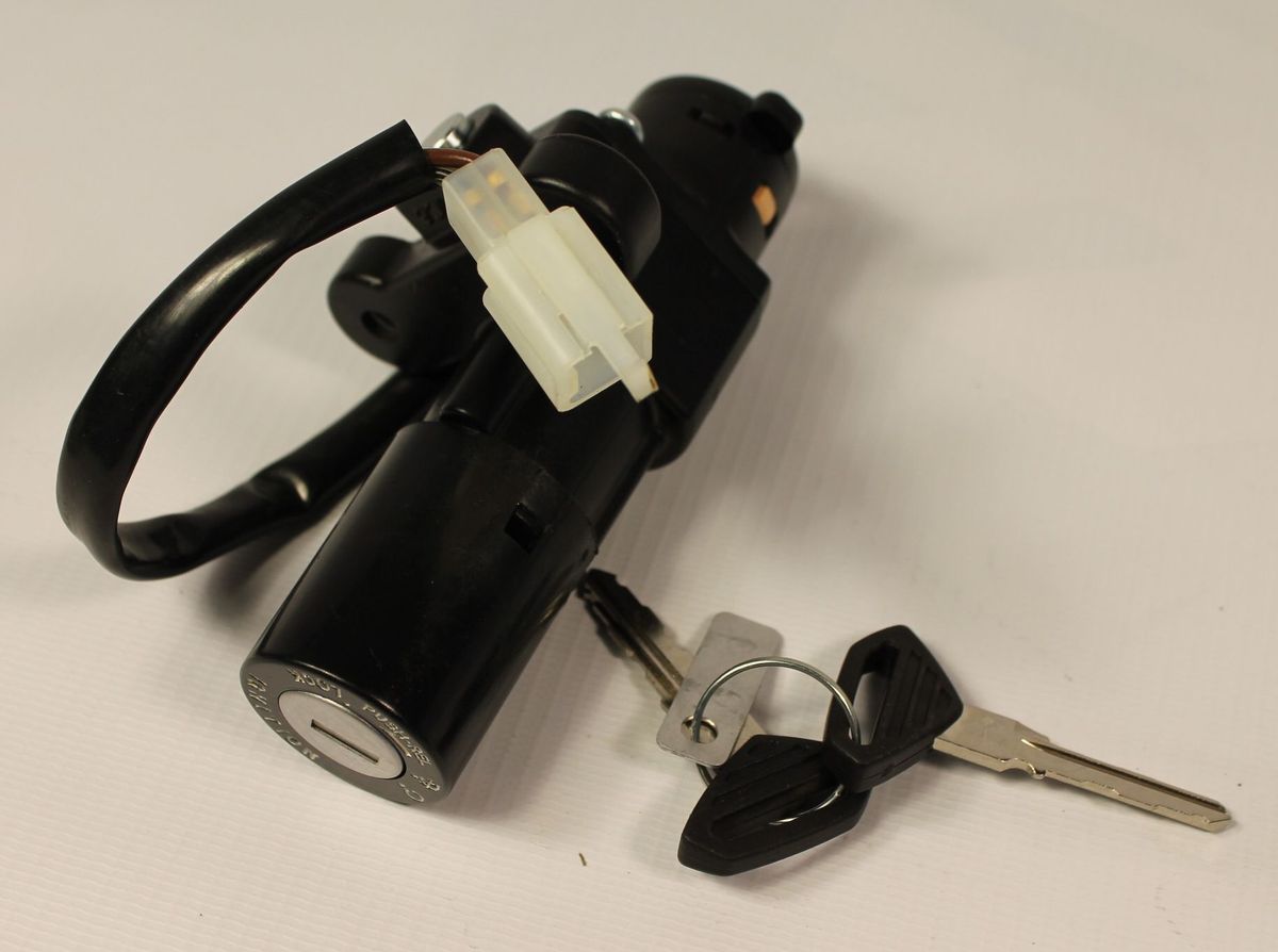 Замок зажигания  DS181022 BAJAJ