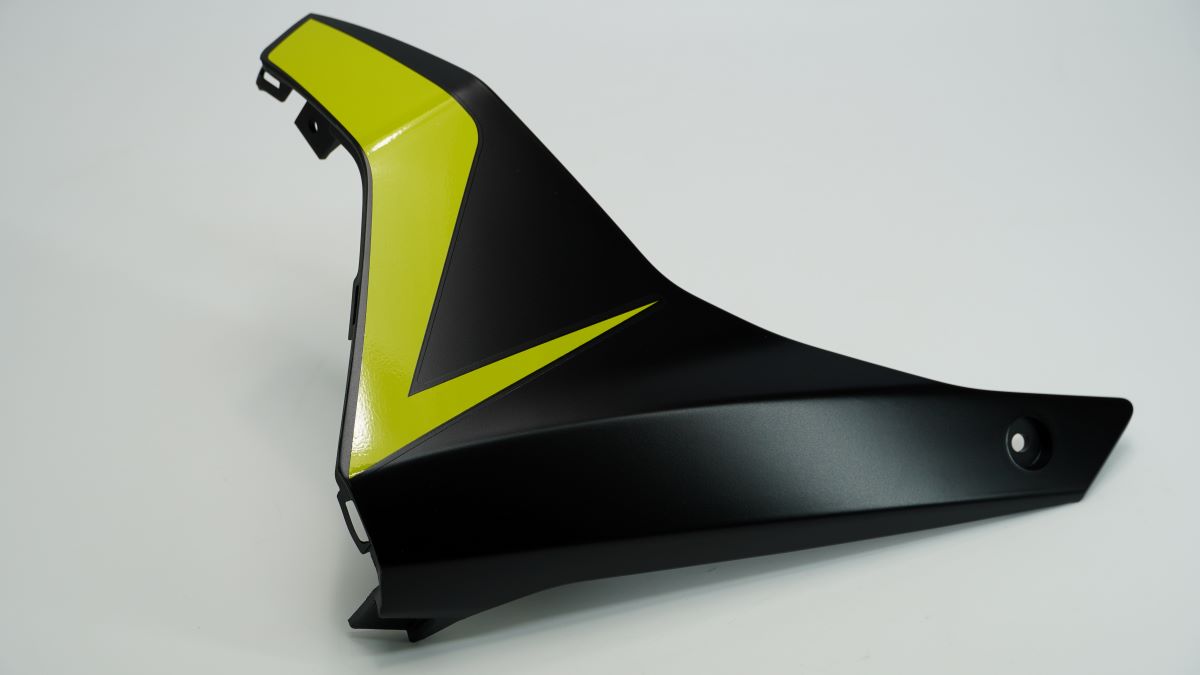 Пластик плуга левый, BLK+CITRUS DEC 52JF2340 BAJAJ