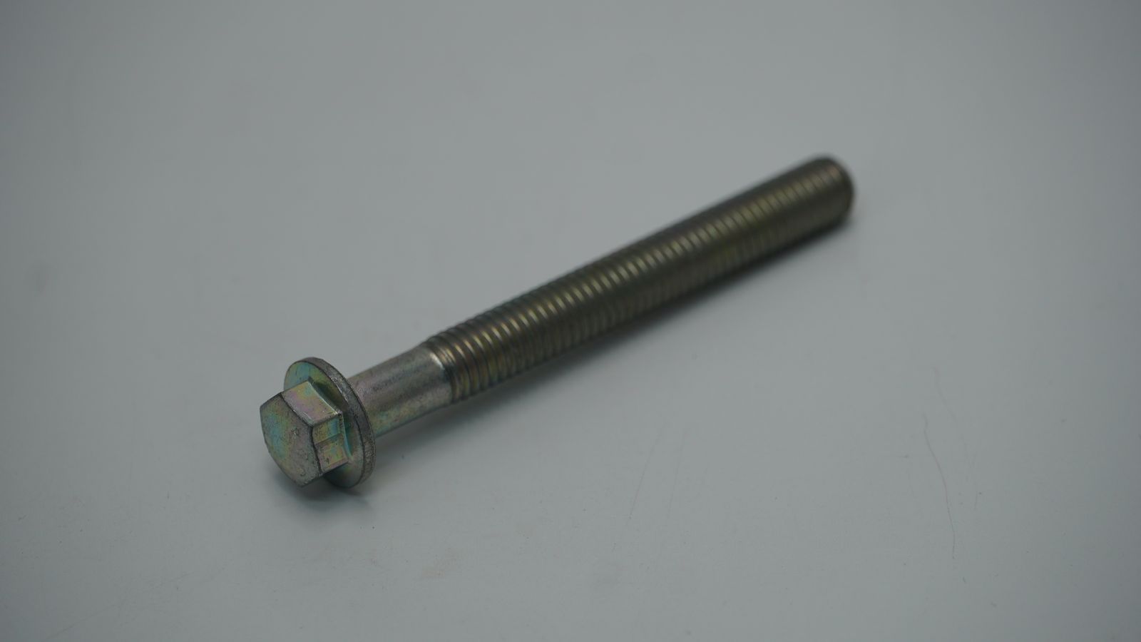 Болт M8X1.25 LAE00071 BAJAJ