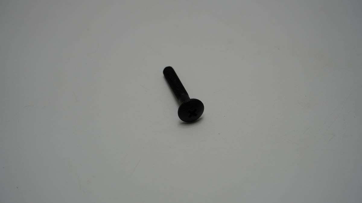 Винт M5X0.8XL30XCL4.8XBLK LBU00066 BAJAJ