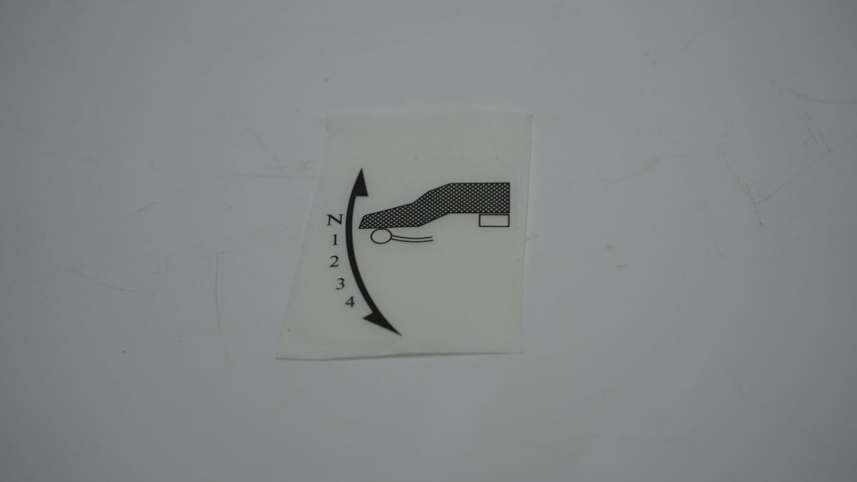 Наклейка на крышку (алгоритм переключения передач) DS161150 BAJAJ