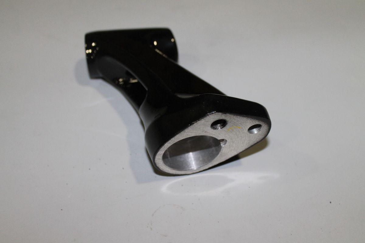 Кронштейн руля левый JL151026 BAJAJ