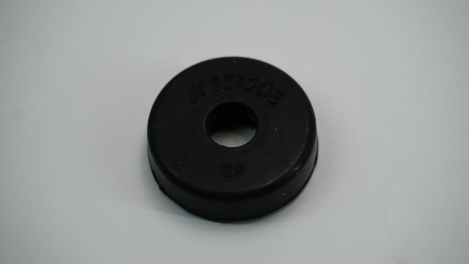 Втулка свечного колпачка JY351203 BAJAJ