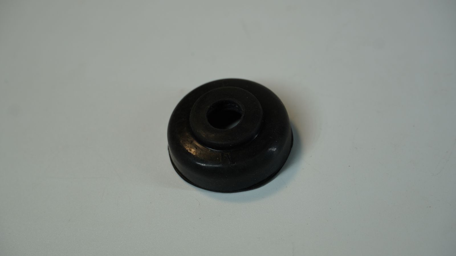 Уплотнитель колпачка свечи зажигания JD351206 BAJAJ