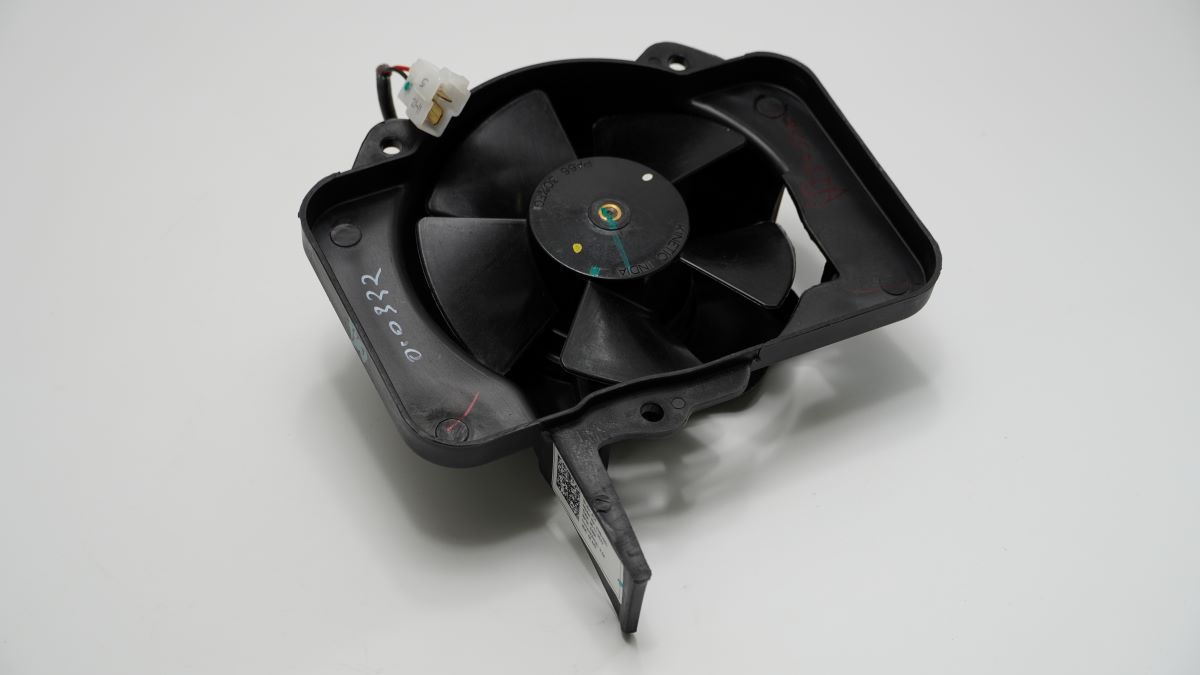 Вентилятор радиатора JP601240 BAJAJ