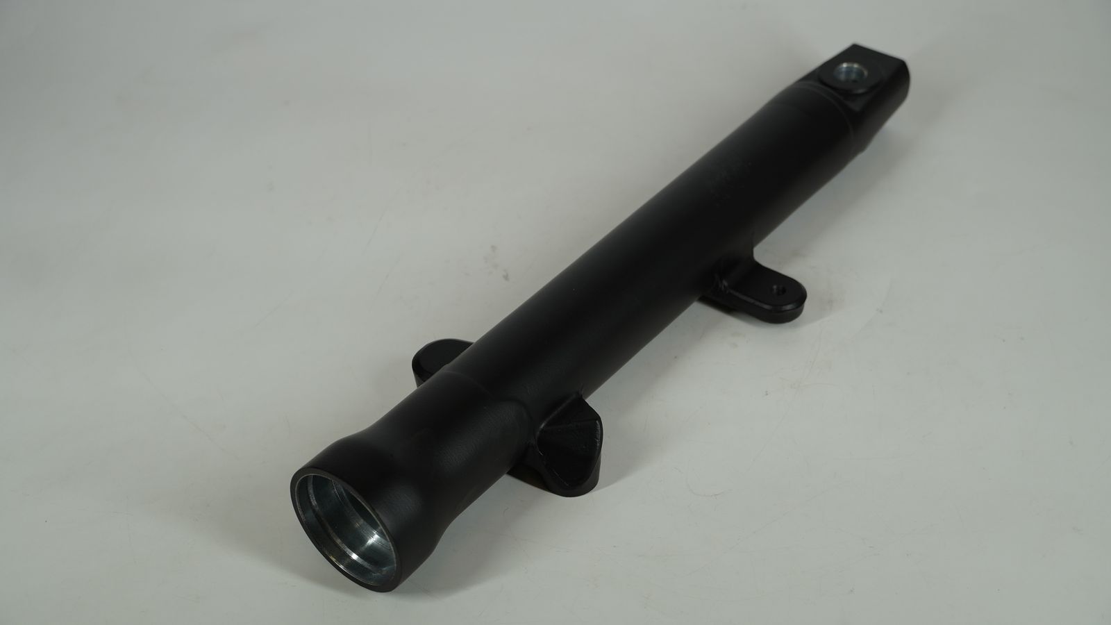 Стакан амортизатора левый YJR05008 BAJAJ