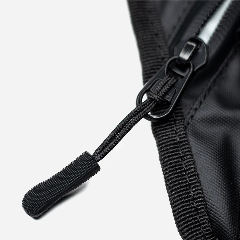 Сумка на пояс/бедро Vector CARBONADO, чёрный  CN02002101 CARBONADO