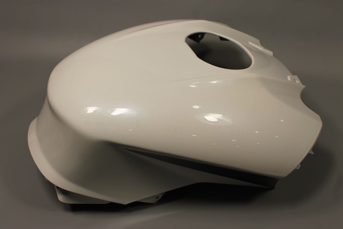 Пластик бака верхний, белый с наклейкой без 3D 52JL0935 BAJAJ