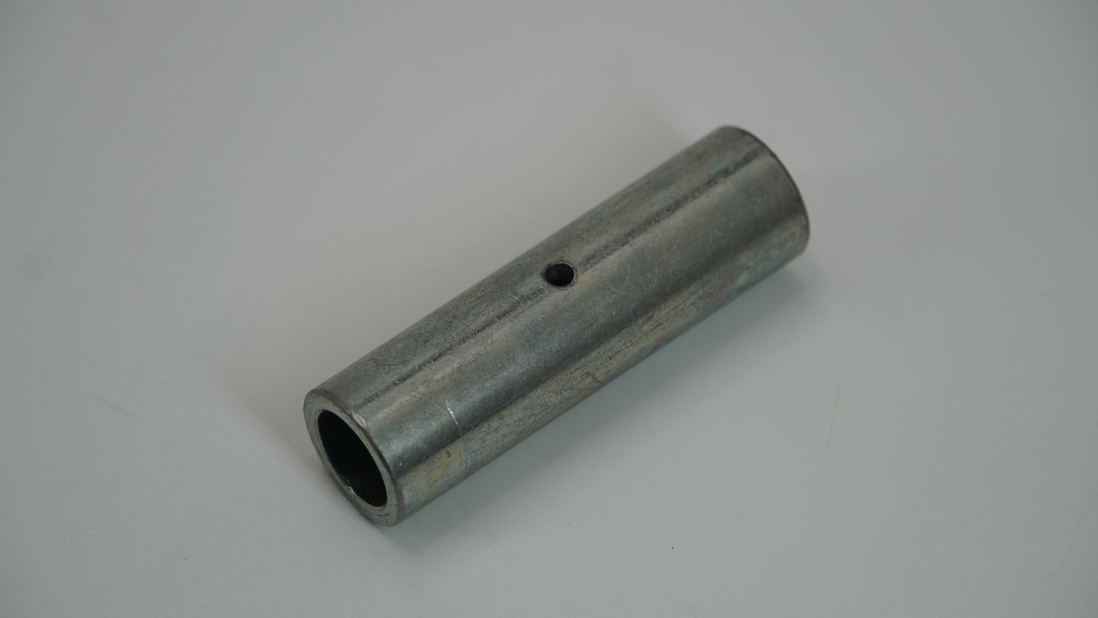 Втулка переднего колеса JG131002 BAJAJ