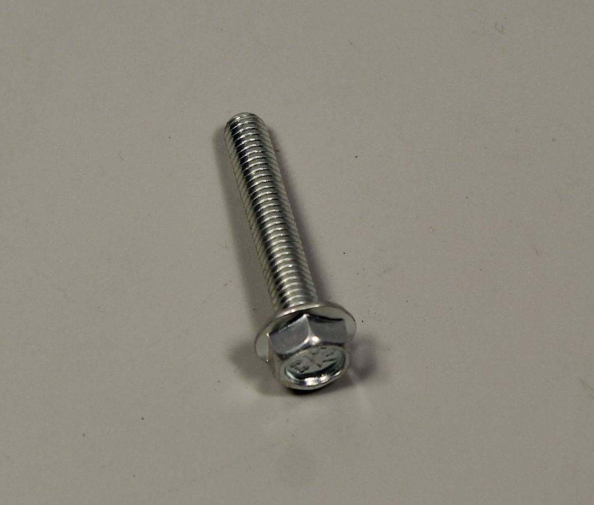 Болт M6 x 35 крепления пружин сцепления LAD00166 BAJAJ