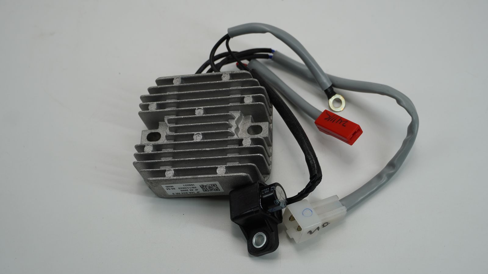 Регулятор напряжения, 12V JF402006 BAJAJ