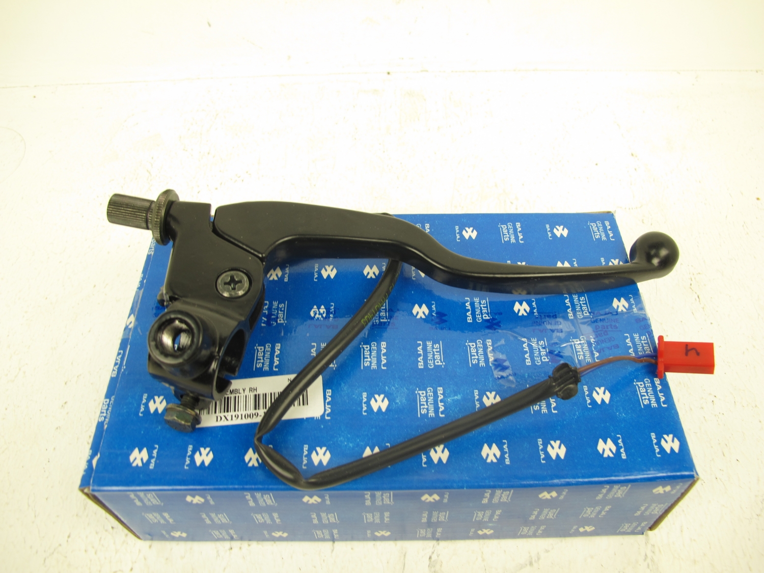 Рычаг переднего тормоза в сборе DX191009 BAJAJ