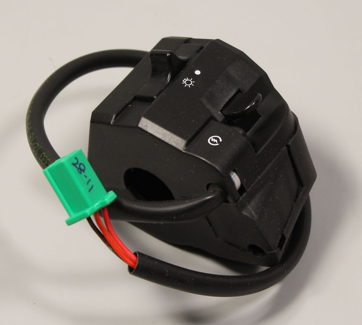 Пульт управления на руле, правый, 12V PF401417 BAJAJ