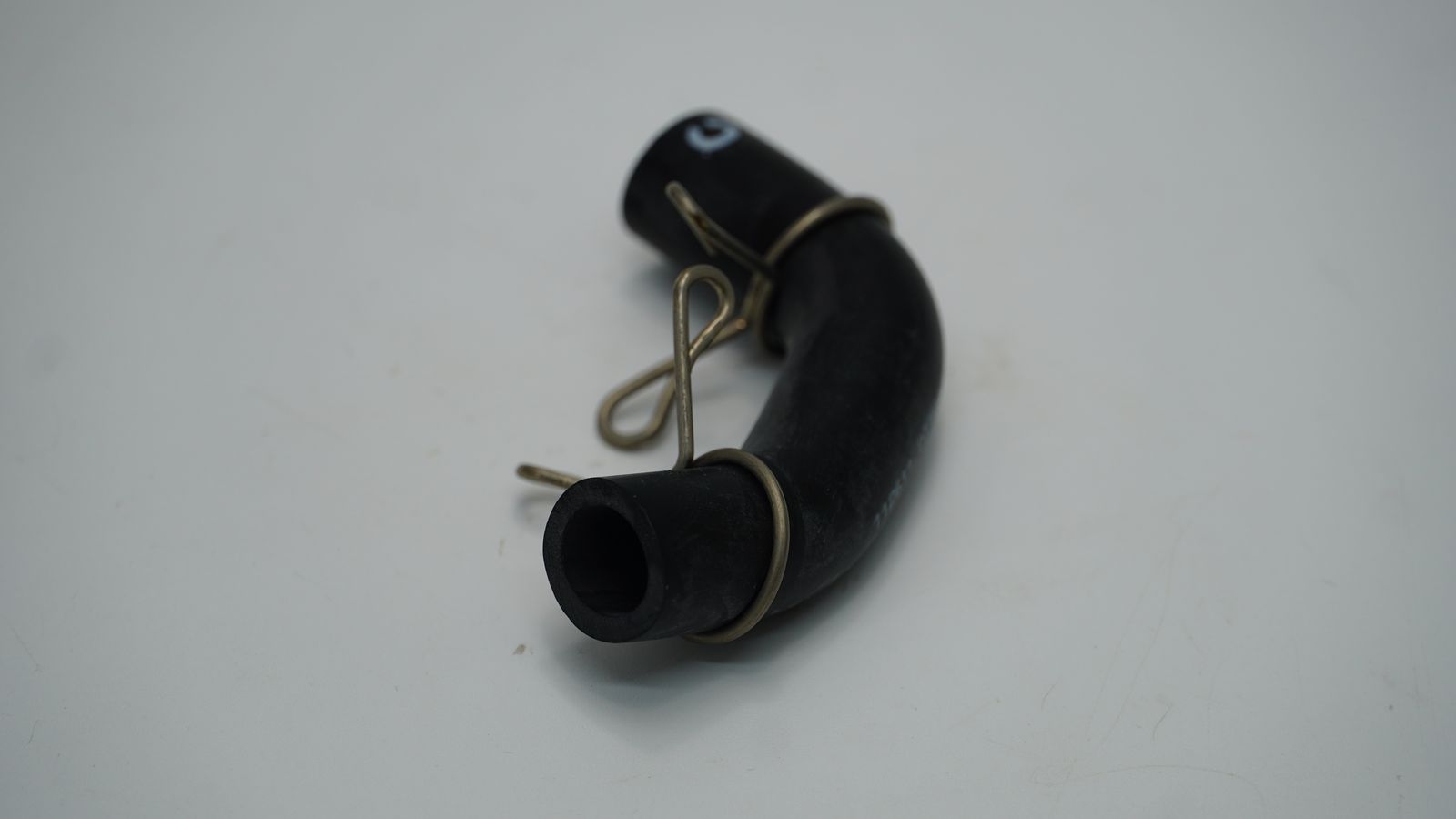 Трубка возврата масла DT581074 BAJAJ