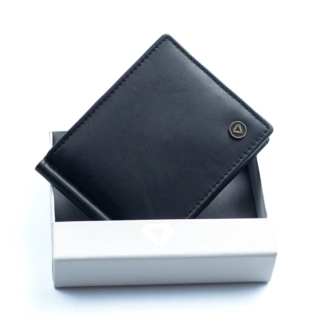 Портмоне/кошелёк Bifold Wallet - Classic CARBONADO, чёрный CN03001101 CARBONADO