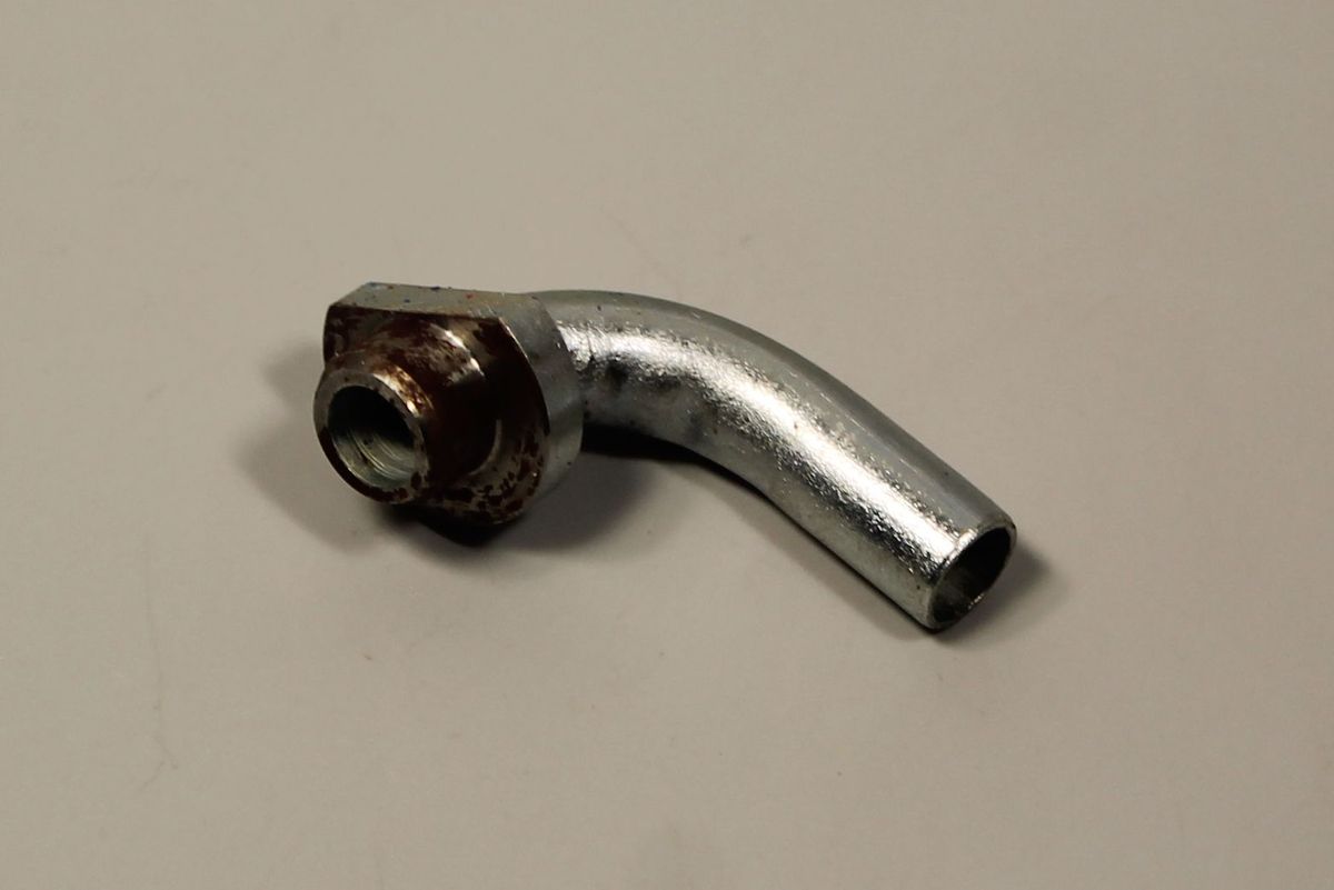 Трубка подачи масла, левого картера JY541024 BAJAJ