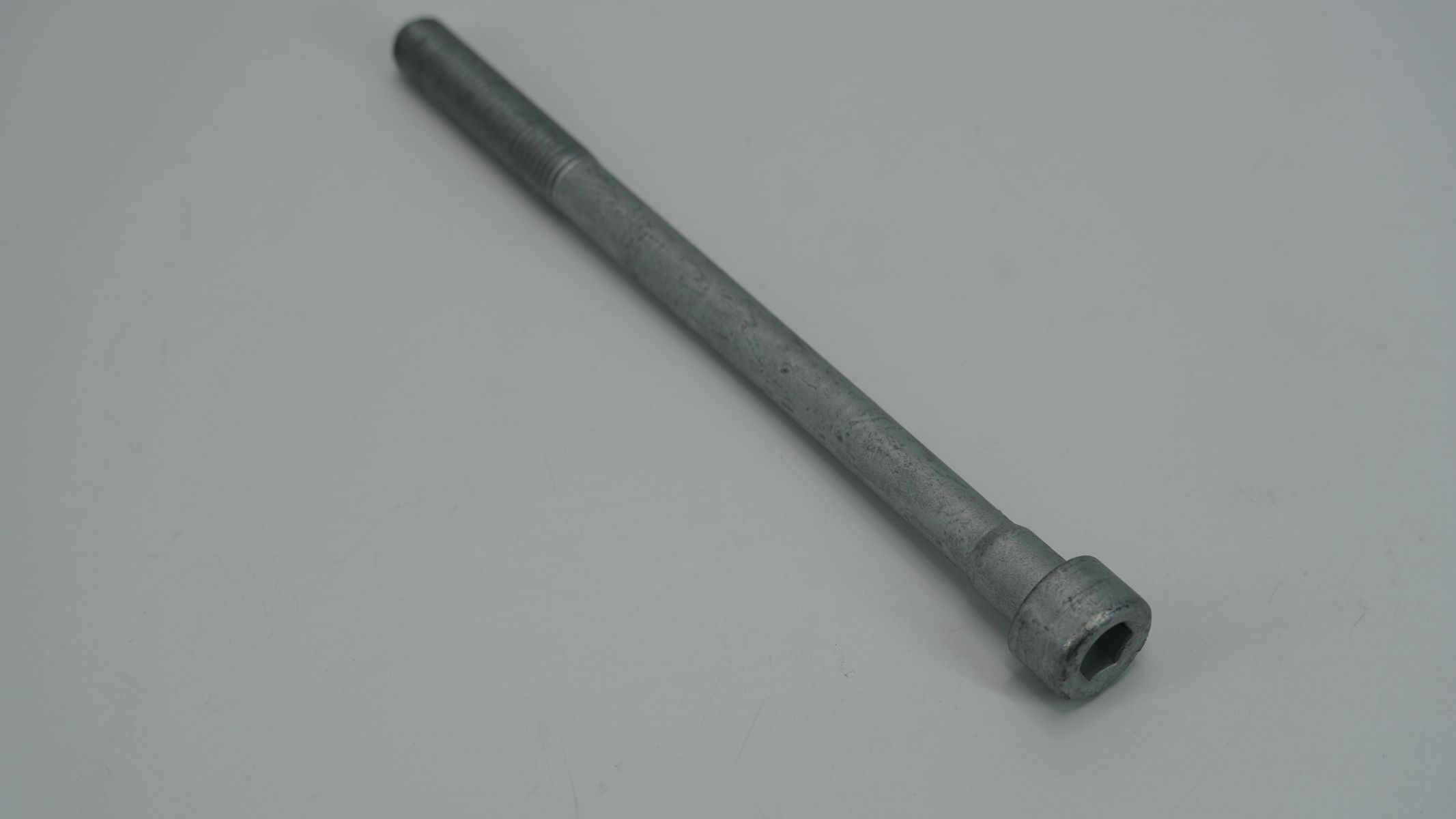 Болт M10 LAC00032 BAJAJ