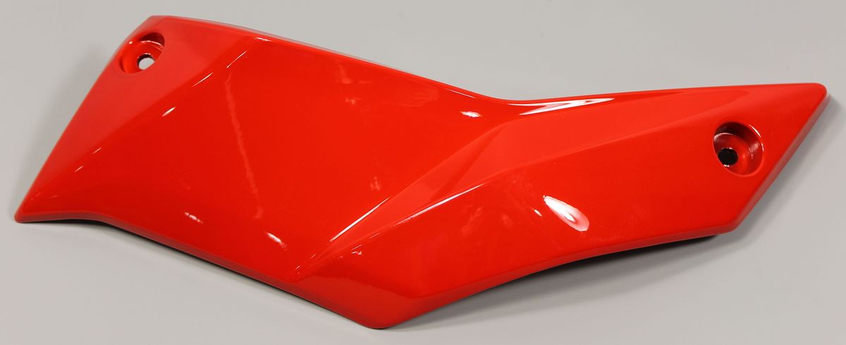 Пластик плуга левый, красный 56JL384R BAJAJ