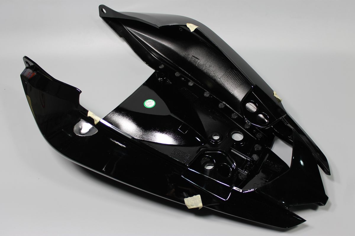 Пластик задний, черный 56JL10X3 BAJAJ