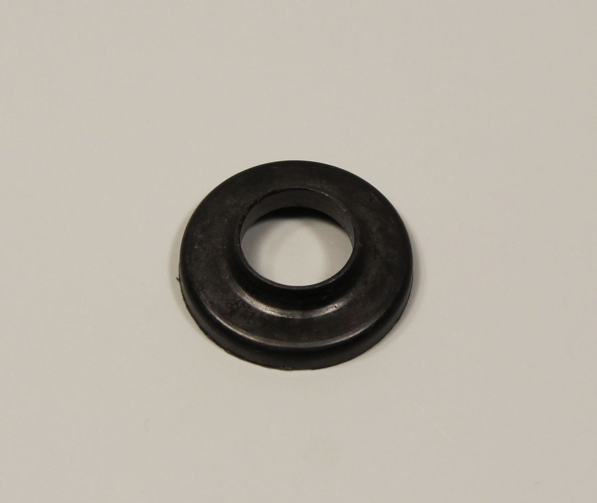 Пыльник оси переднего колеса DS151056 BAJAJ