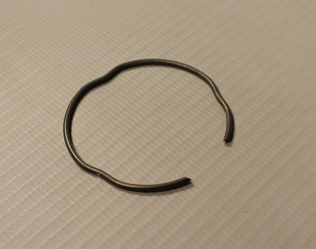 Кольцо стопорное 31181108 BAJAJ