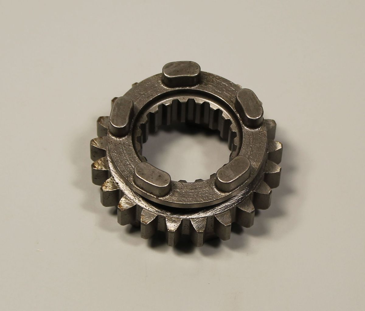 Шестерня 6-й передачи вторичного вала КПП, 90233016000 JY551237 BAJAJ