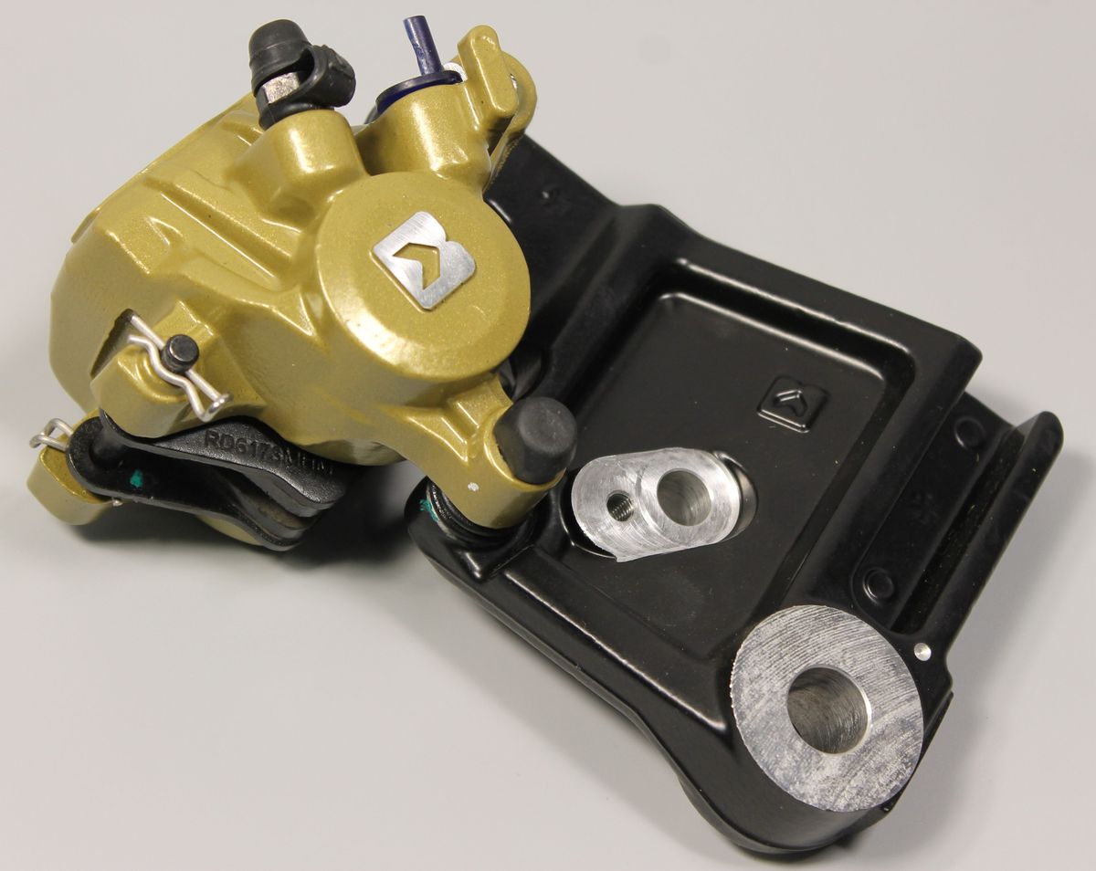 Суппорт тормозной задний в сборе DT131826 BAJAJ