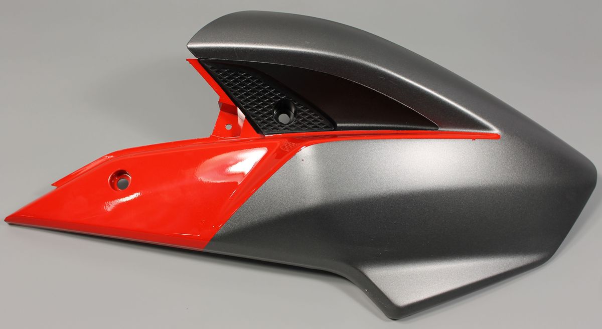 Пластик бака правый, красный 56JL2145 BAJAJ